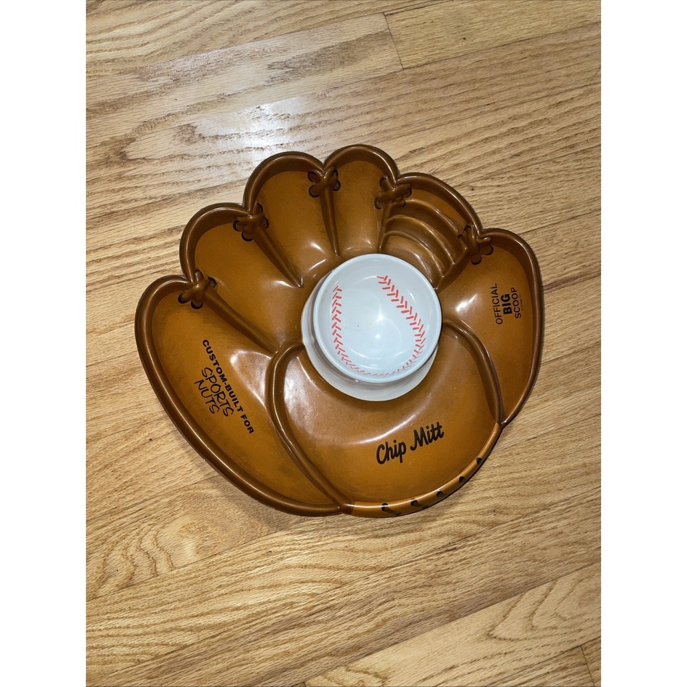 Plastic CHIP MITT Custom-Built SERVING / PARTY Baseball Glove Official Big Scoop
